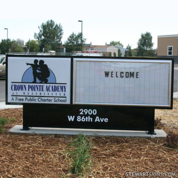 School Sign for Crown Pointe Academy