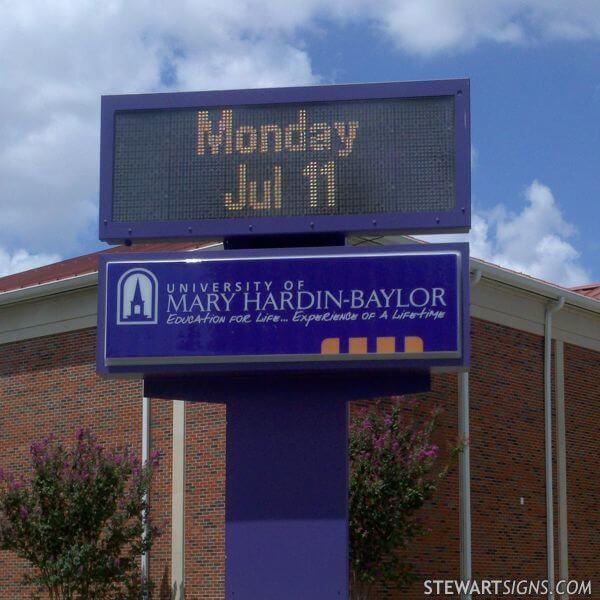 School Sign for University of Mary Hardin - Baylor