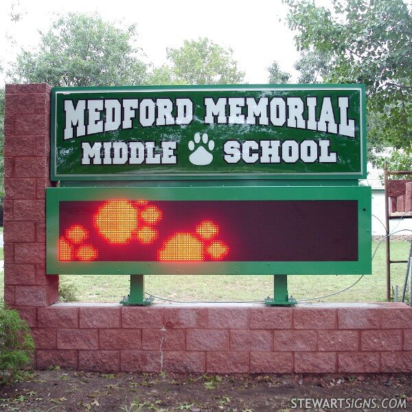 School Sign for Medford Memorial Middle School