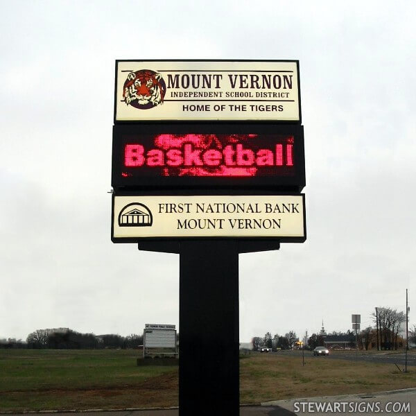 School Sign for Mount Vernon Independent School District