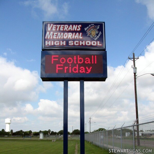 School Sign for Veterans Memorial High School